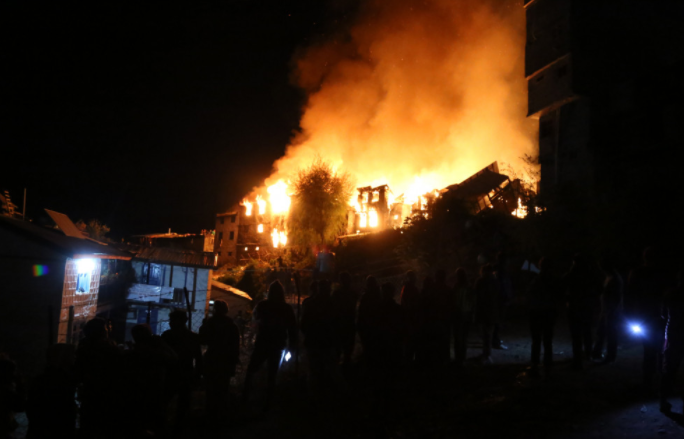 मुगुको गमगढीमा भीषण आगलागी, १७ घर जले