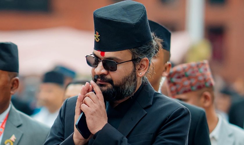 बालेनको घरको गेट फुटाइयो, चोरीको आशंकमा अनुसन्धान गर्दै